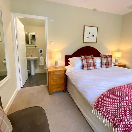 The Craven Arms Hotell Settle Exteriör bild