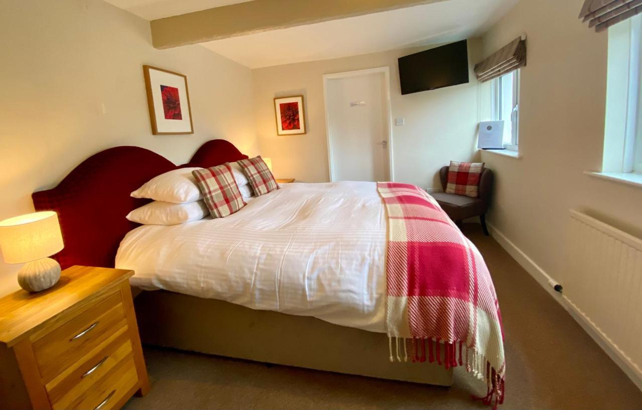 The Craven Arms Hotell Settle Exteriör bild