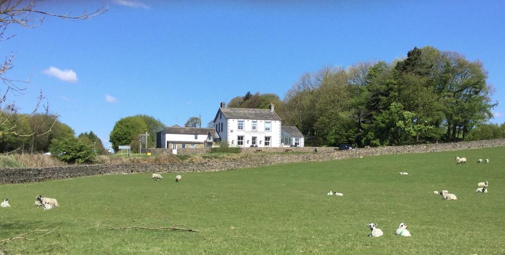 The Craven Arms Hotell Settle Exteriör bild